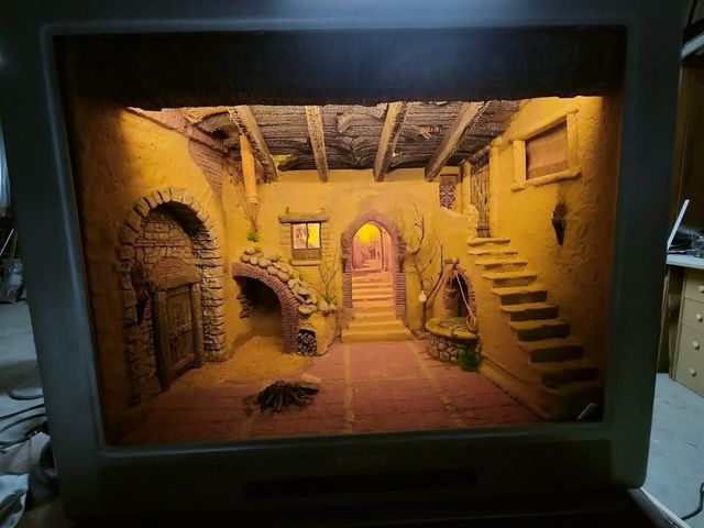 Belén completo en TV antigua