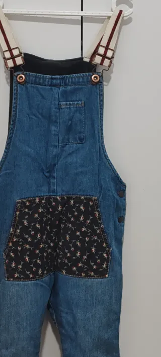 Peto vaquero ZARA flores