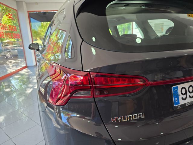 Hyundai Santa Fe 1.6 TGDi HEV Maxx Auto 4x2