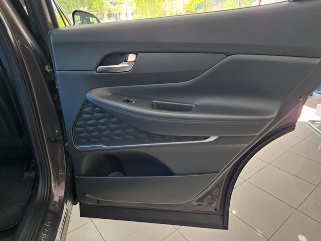 Hyundai Santa Fe 1.6 TGDi HEV Maxx Auto 4x2