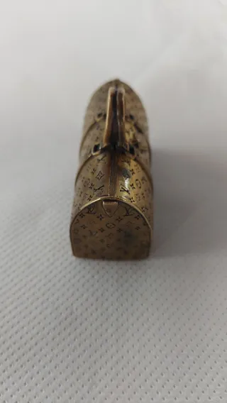 Louis Vuitton Bolso Latón Pisapapeles