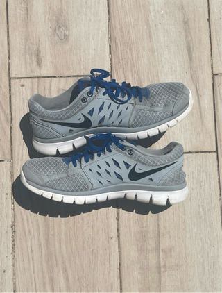 Zapatillas de Correr Nike Free Run - Talla 42