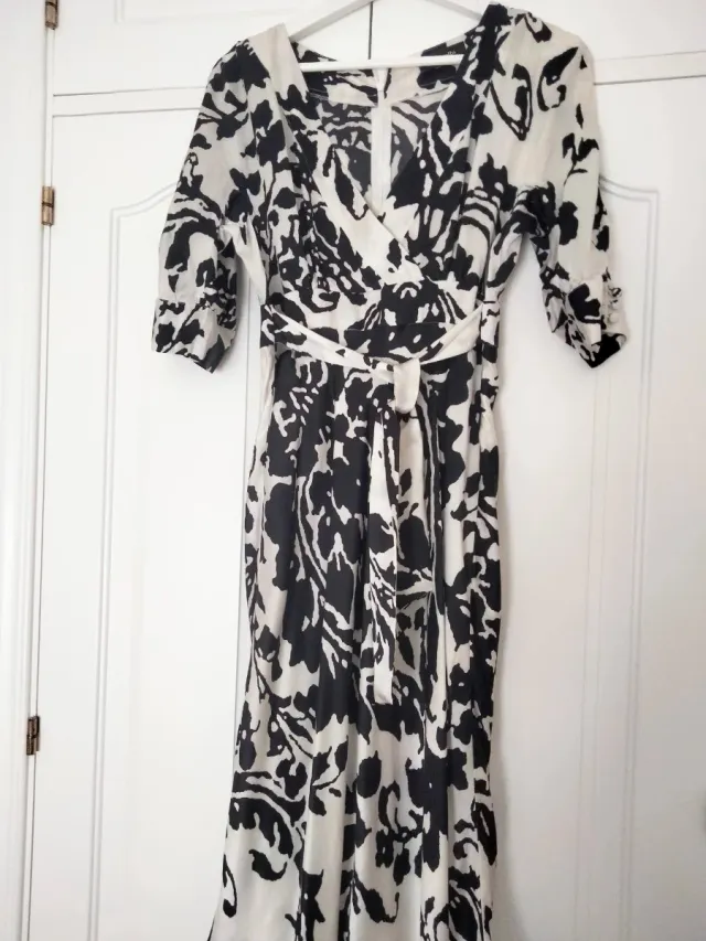 Vestido Tintoreto Midi Blanco y Negro