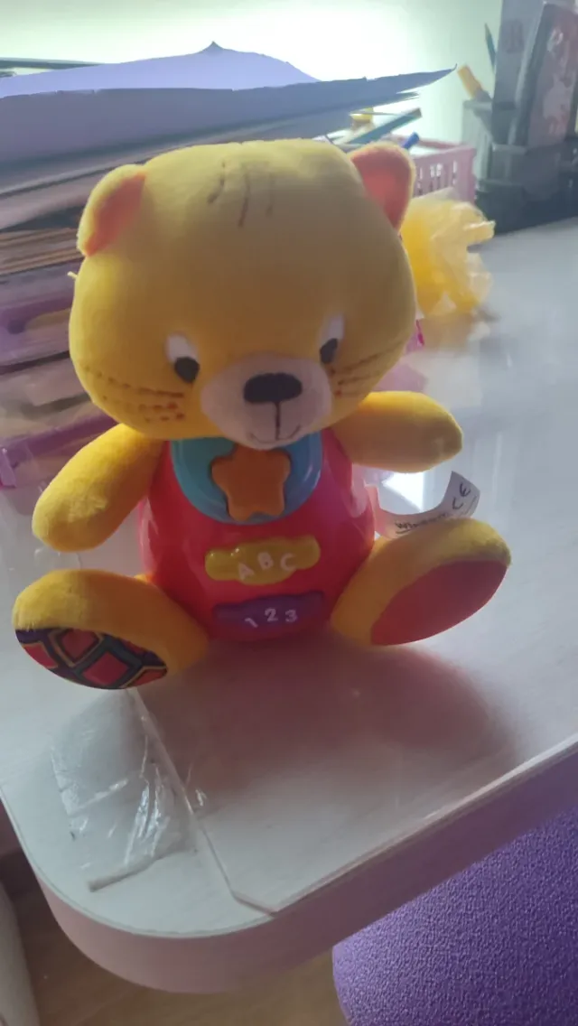 Osito sonajero con luces y gatito