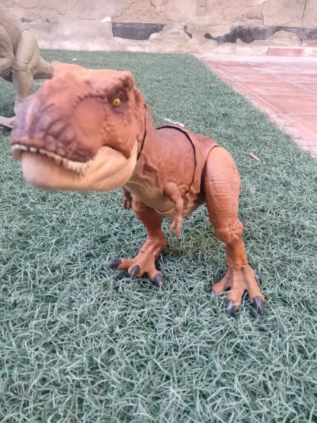 Dinosaurio Jurassic tiranosaurio rex World Mediano