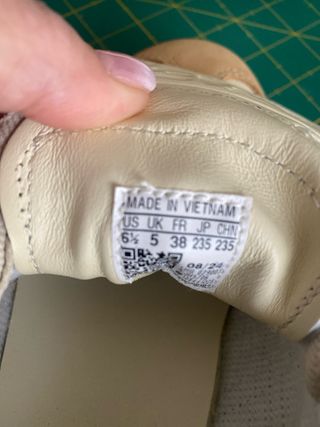 Adidas Bambas Beige y Marrón