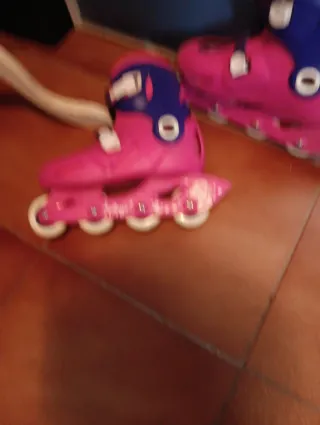 Patines en línea rosas y morados
