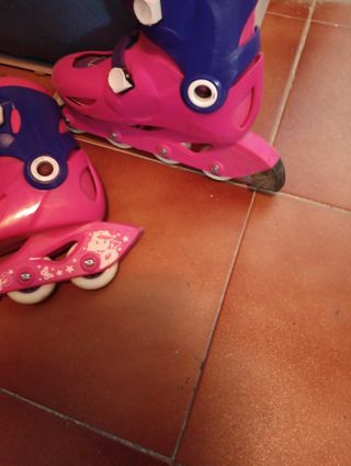 Patines en línea rosas y morados