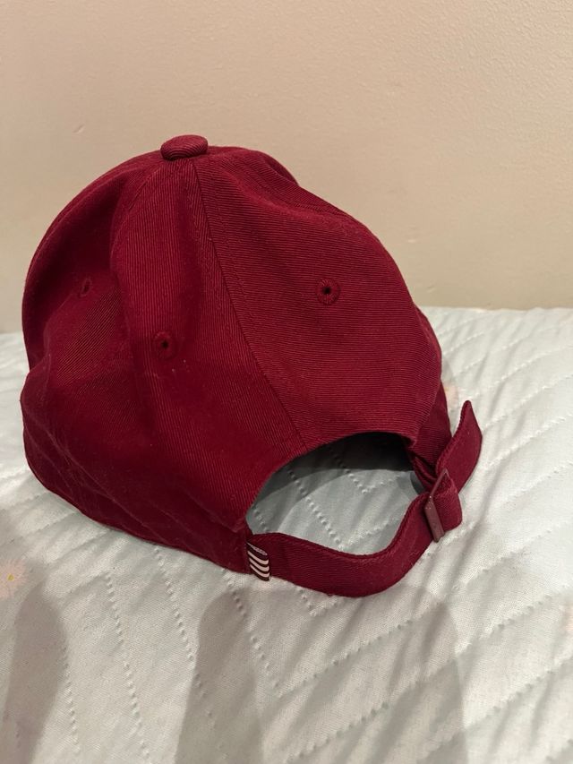 Gorra Adidas Roja