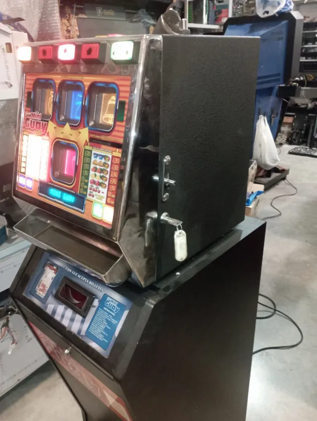 Tragaperras Mini Guay Plus