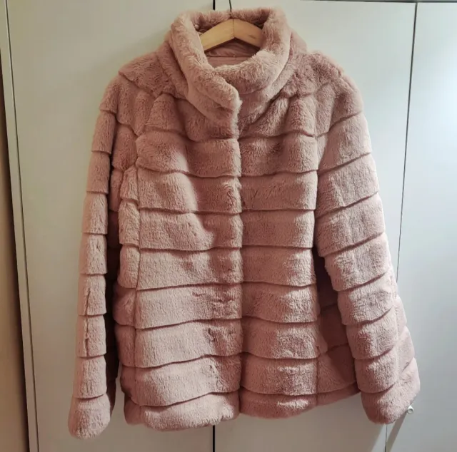 Chaquetón pelo sintético rosa