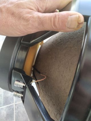 Altavoz Beyma 18LX60