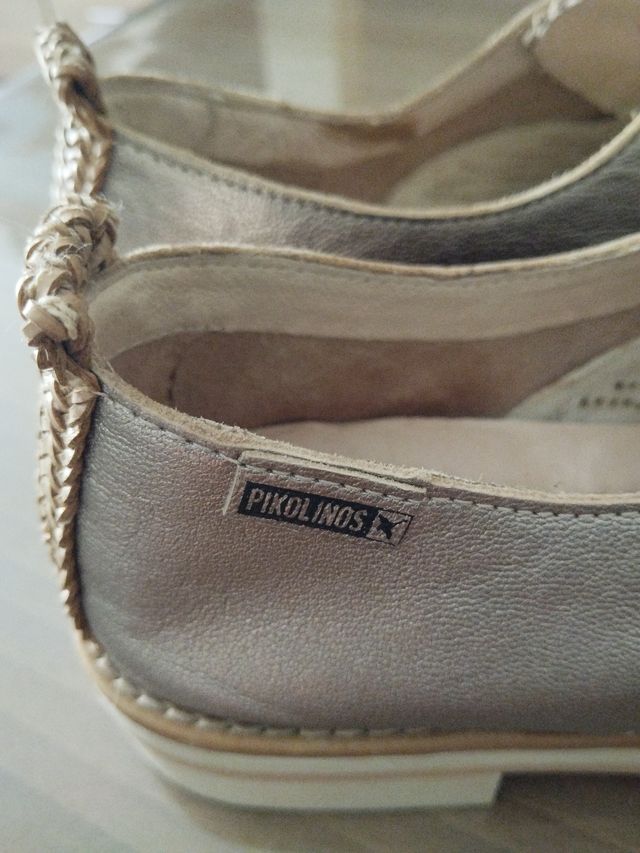 Zapatos Pikolinos Oro y Blanco
