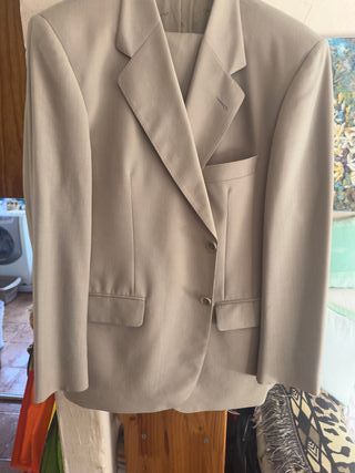 Traje de Primavera Emidio Tucci