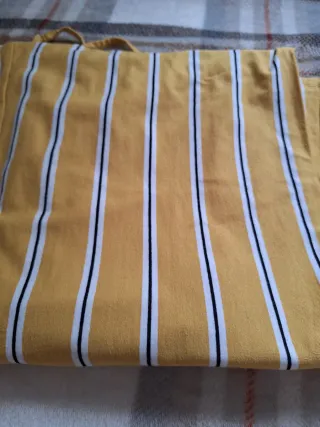 Mono rayas amarillo nuevo