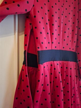 Vestido rojo lunares negros talla S