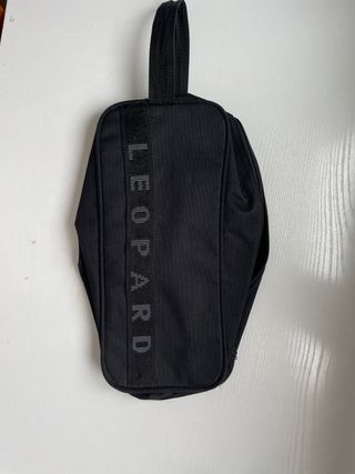 Neceser deportivo Leopard negro
