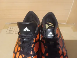 Zapatillas Adidas Gimnasio/Balonmano Talla 32