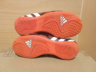 Zapatillas Adidas Gimnasio/Balonmano Talla 32