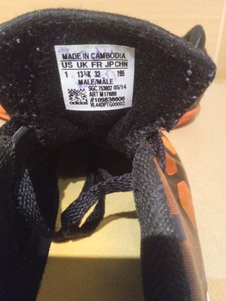 Zapatillas Adidas Gimnasio/Balonmano Talla 32