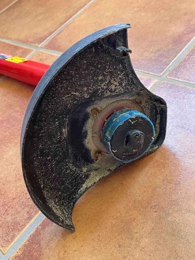 Cortabordes Eléctrico VALEX Imola 250 + Hilo