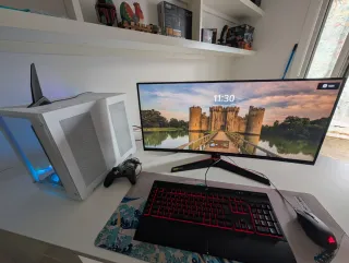 PC Gaming Ryzen 7 5800x 32gb ram amd rx7800xt 16gb