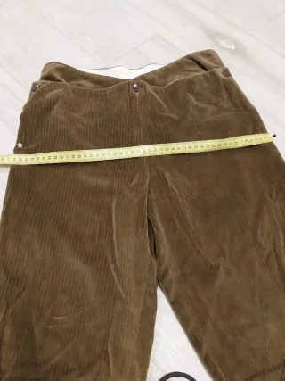 Pantalones indumentaria de pana  hombre