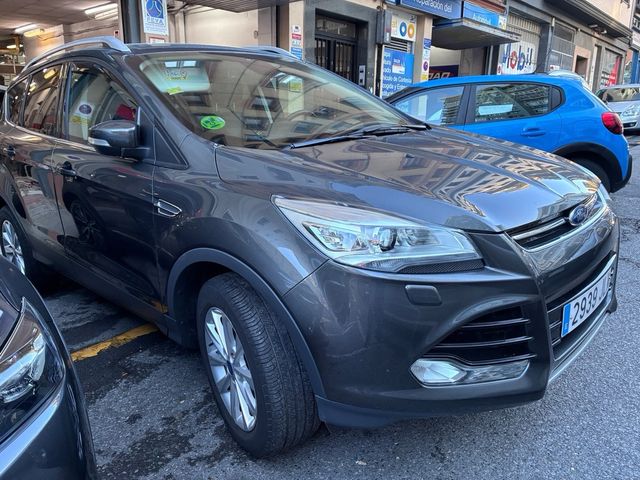 Ford Kuga 2016