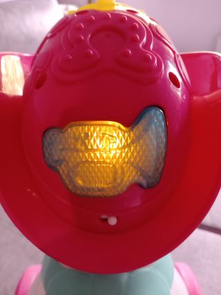 Caballo Andador Chicco Blanco y Morado