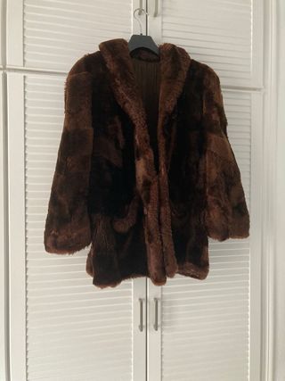 Chaquetón marrón clásico vintage