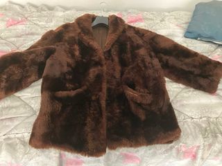 Chaquetón marrón clásico vintage