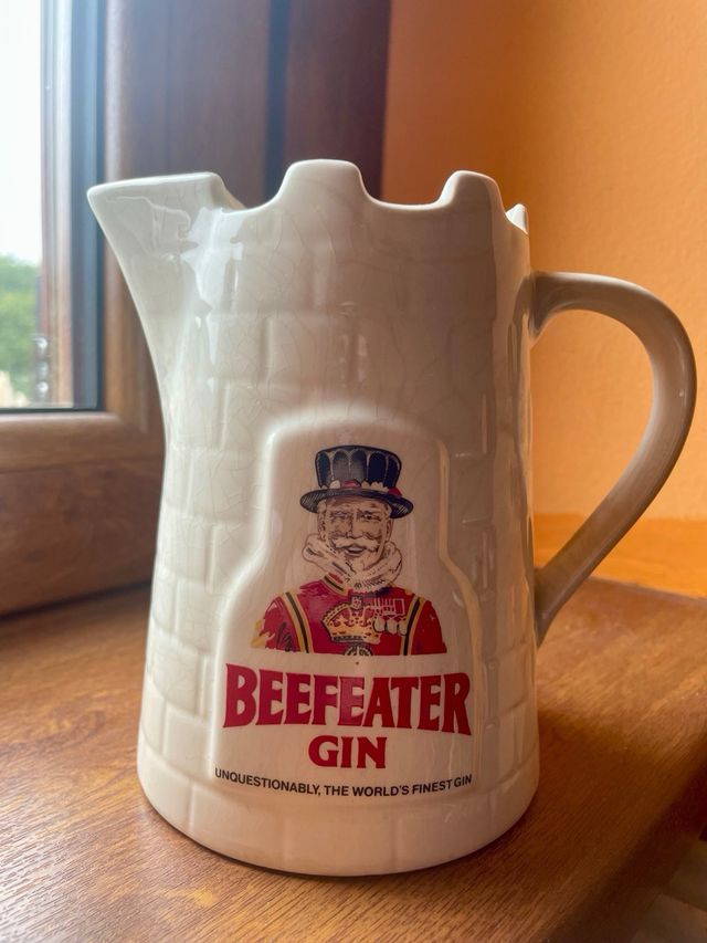 Set 2 caraffe Beefeater Gin