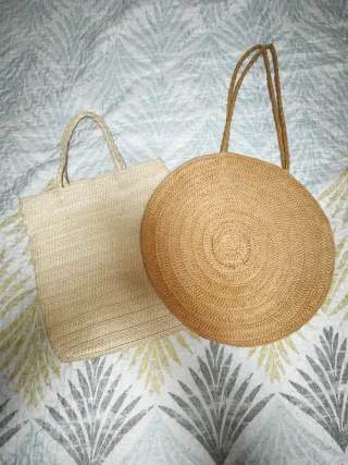 Lote 2 bolsos de paja