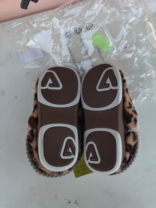 Ciabatte donna invernali nuove