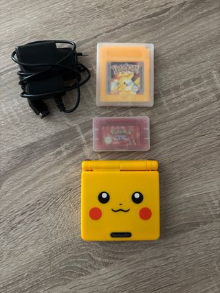 Nintendo Game Boy Advance SP Pikachu