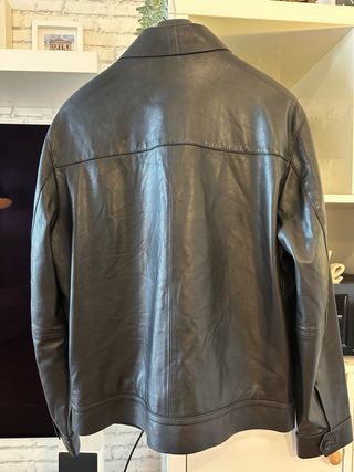 Cazadora Piel Negra Talla L
Nueva a estrenar