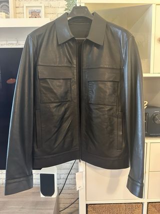 Cazadora Piel Negra Talla L
Nueva a estrenar