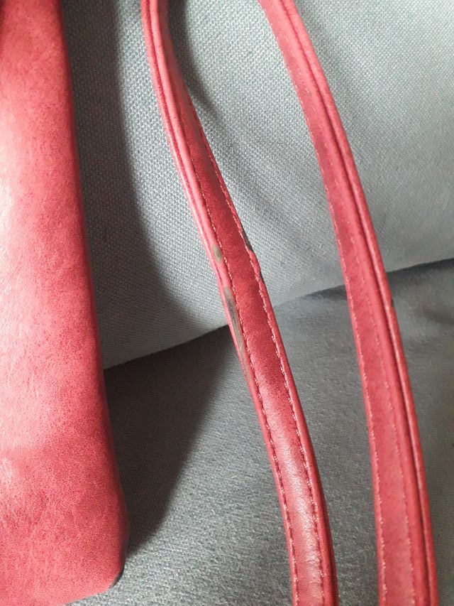 Bolso bandolera burdeos con estrellas plateadas