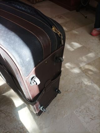 Maleta Vintage Negra y Marrón