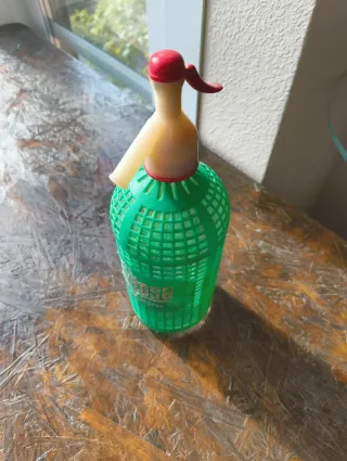 Botella Sifón Revoltosa Retro