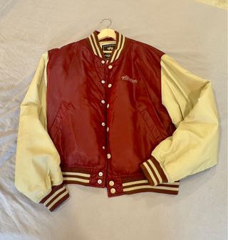 Cazadora Alpha Industries Roja y Beige