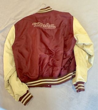 Cazadora Alpha Industries Roja y Beige