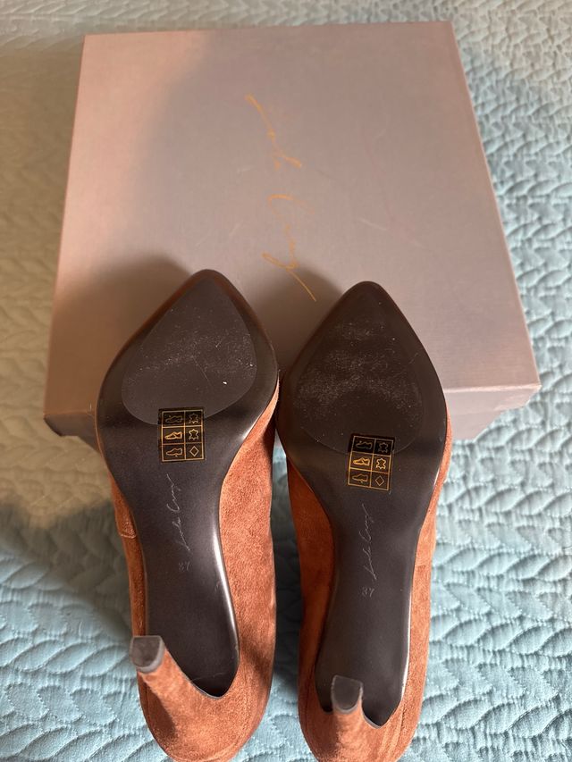 Botines ante camel Lola Cruz