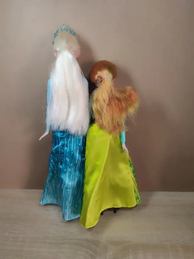 Muñecas Frozen Elsa y Anna