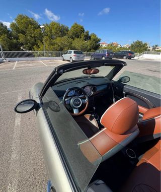 selling our beautiful MINI cooper Cabrio €1,500