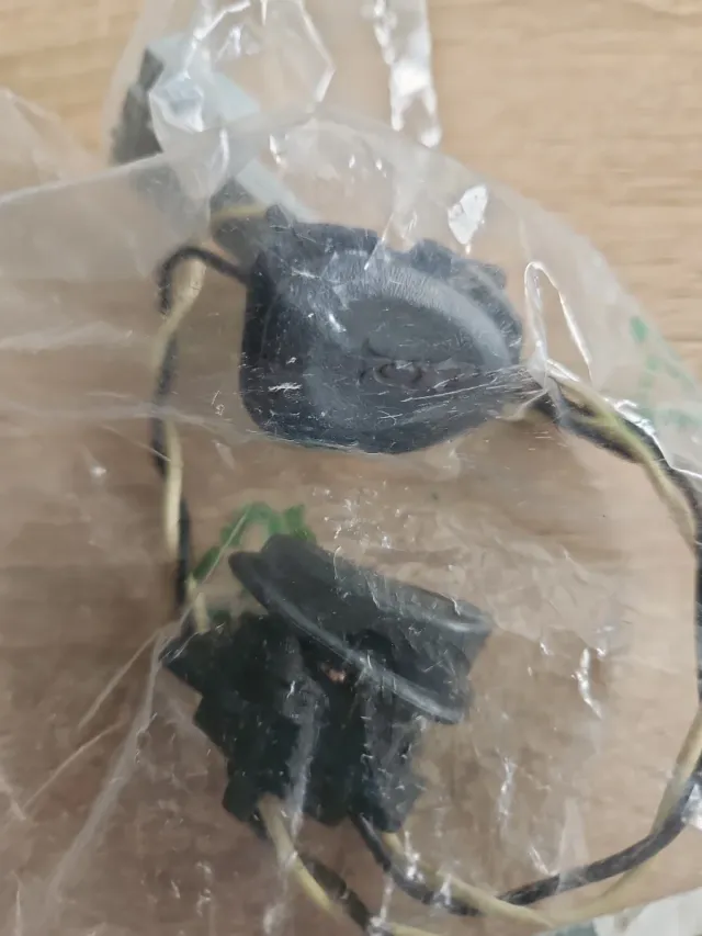 Botones Claxon Renault 7700843221