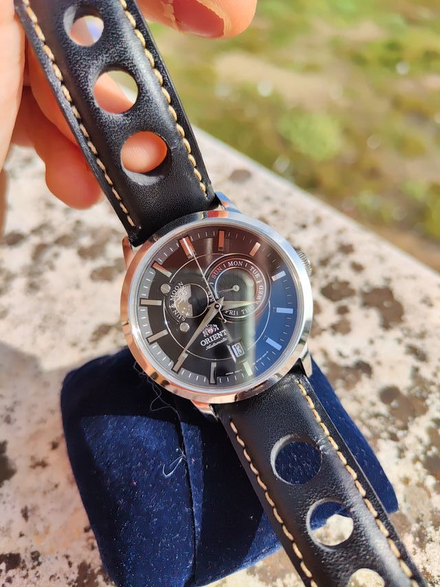 Reloj Orient Sun and Moon automático