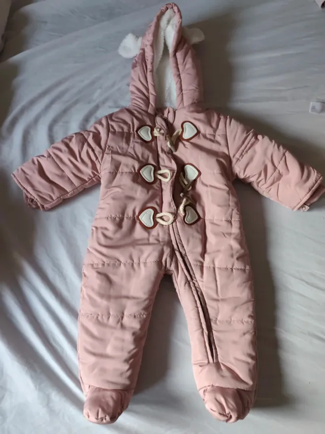 Abrigo rosa niña con capucha y orejitas