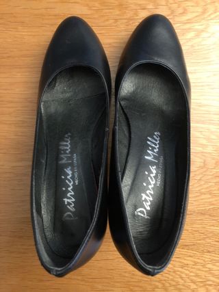Zapatos tacón Patricia Miller negros