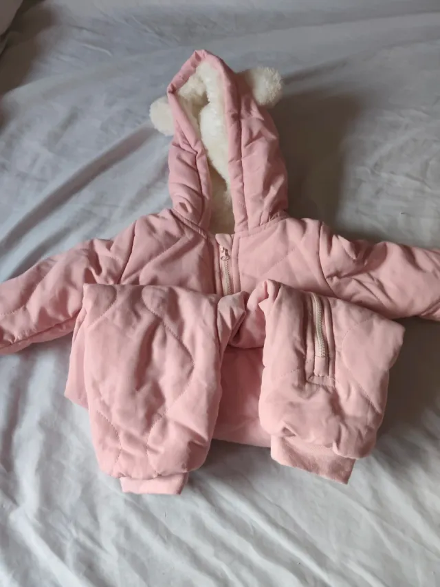 Abrigo rosa acolchado niña 12 meses